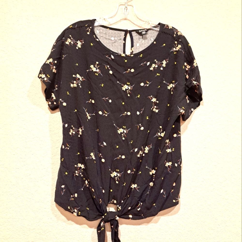 BUFFALO David Bitton black floral front-knot cap sleeve blouse top shirt size S